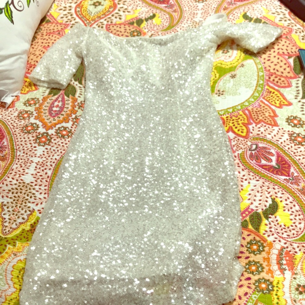 Goregous sequined white dress